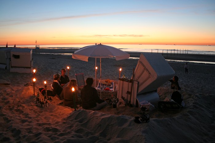 Strandparty am Abend