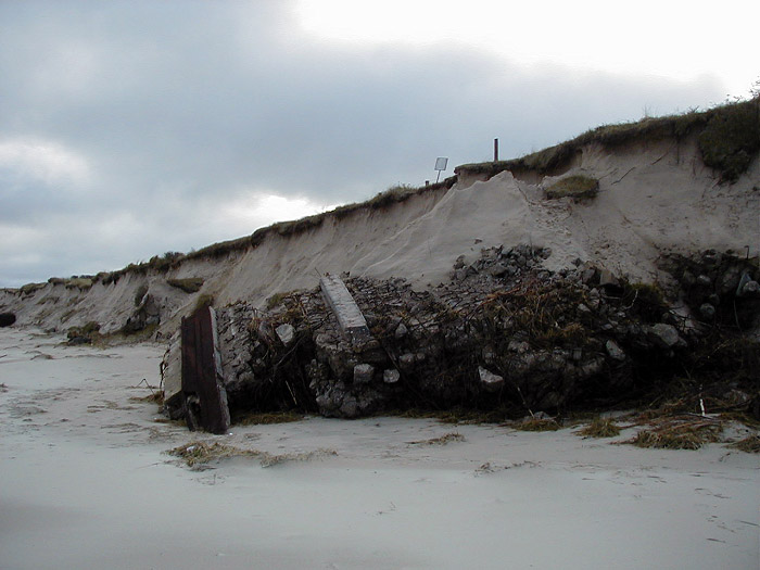 Bunkerreste in den Dünen