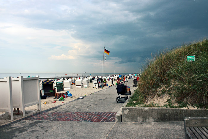 Wolken ziehen über der Insel auf