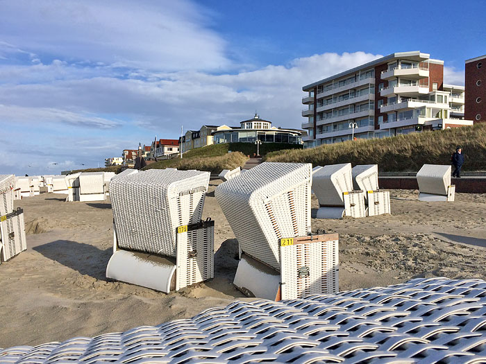 Hauptstrand im April