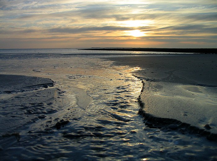Wasserlauf am Strand