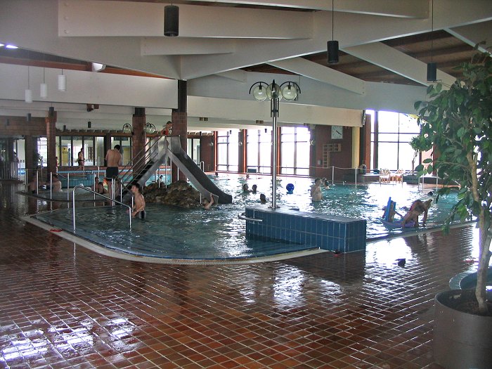 Meerwasser-Freizeitbad &raquo;Oase&laquo;