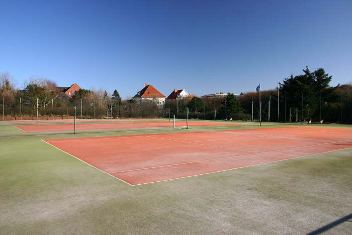 Blick auf die Tennispl&auml;tze