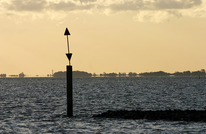 Steindamm am Anleger