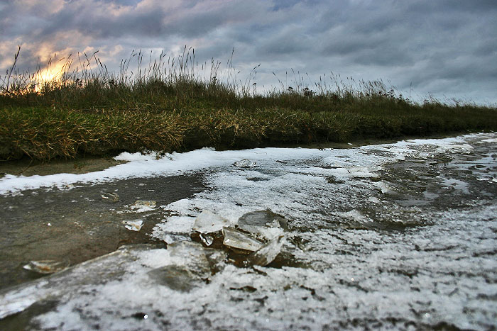 Eis auf dem Weg zum Ostende