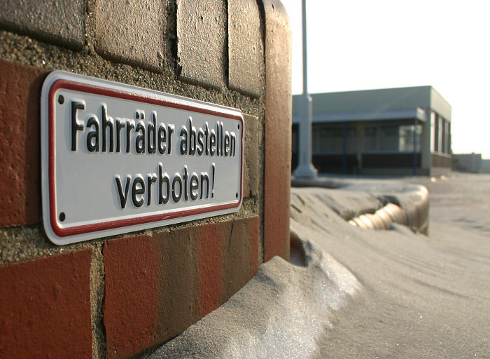 Fahrr&auml;der abstellen verboten