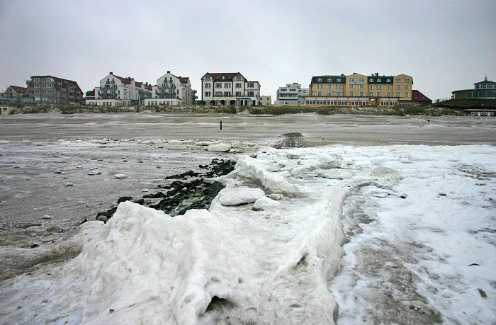 Meereis am Hauptstrand