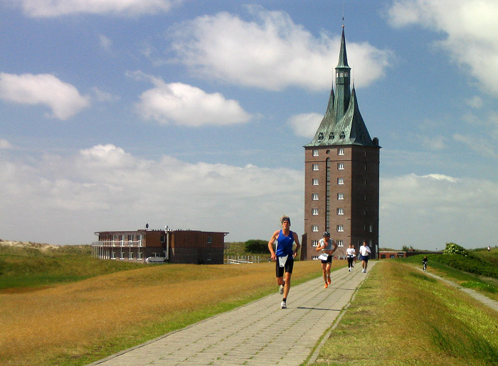 L&auml;ufer beim Westturm-Lauf 2004