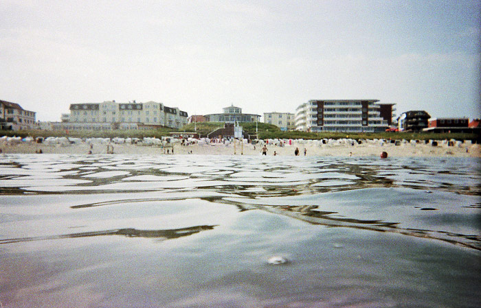 Hauptstrand von See aus gesehen