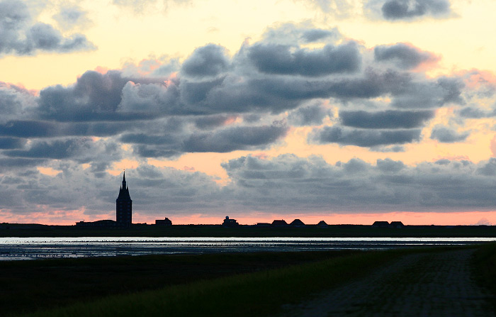 Westturm in der Abendd&auml;mmerung