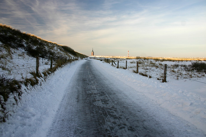 Winterstimmung am Weg zum Anleger