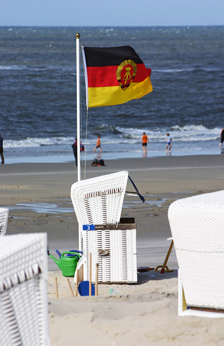 Strandkorb S 3 mit Flagge