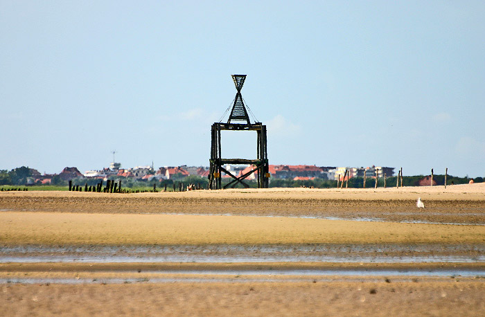 Stundenglasbake im Osten