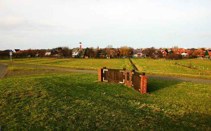 Sturmflut-Mahnmal auf dem Deich