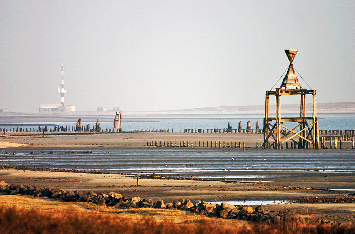 Ehemaliger Ostanleger durchs Teleobjektiv gesehen