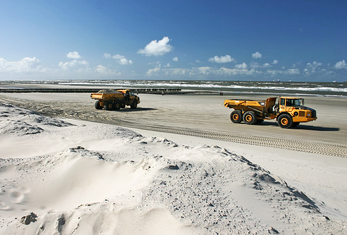 Dumper am Hauptstrand