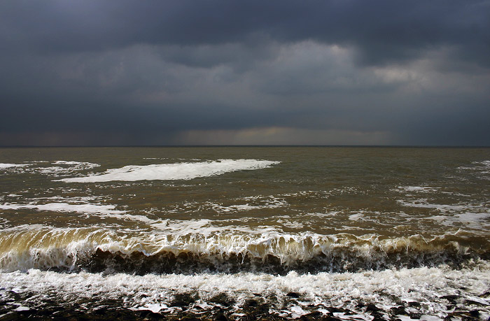 Brandung am Deckwerk