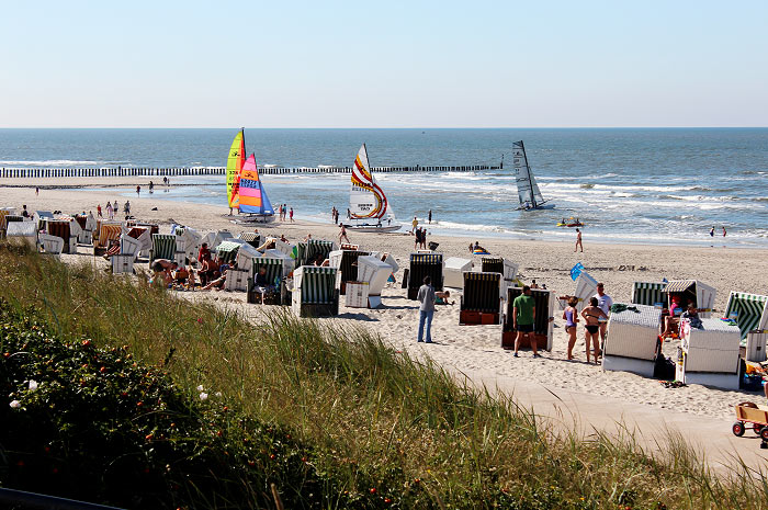 Katamarane am Surfstrand