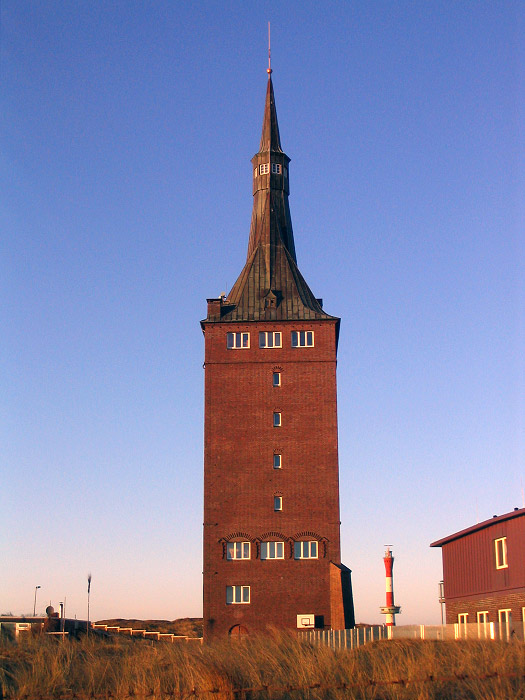 Westturm von S&uuml;den aus gesehen