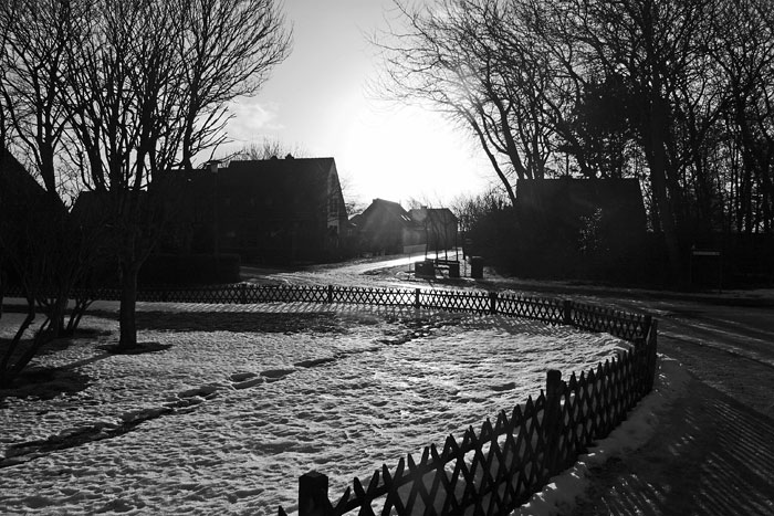 Straßenkreuzung südlich des Bahnhofs