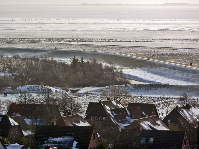 Winterlicher Blick vom Leuchtturm