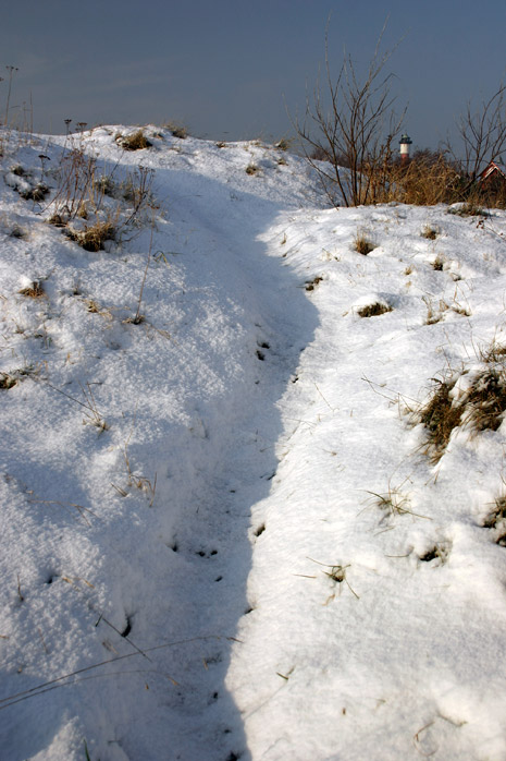 Trampelpfad im Schnee