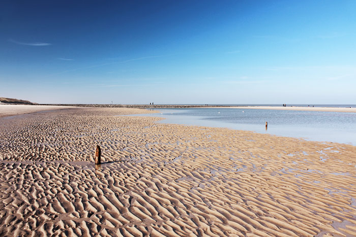 Priel am Hauptstrand