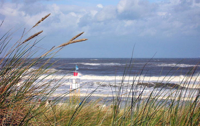 Brandung am Badefeld