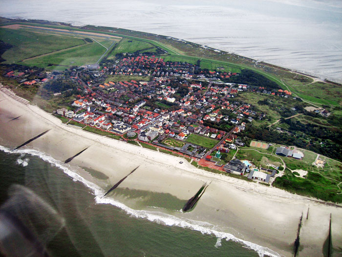 Luftaufnahme vom Ort