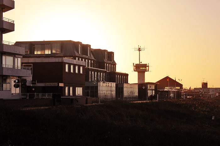 Strandpromenade mit Aparthotel Anna Düne