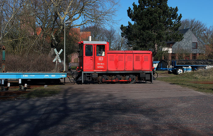 Am Bahn&uuml;bergang