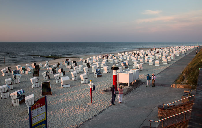 Fr&uuml;hsommerabend am Strand