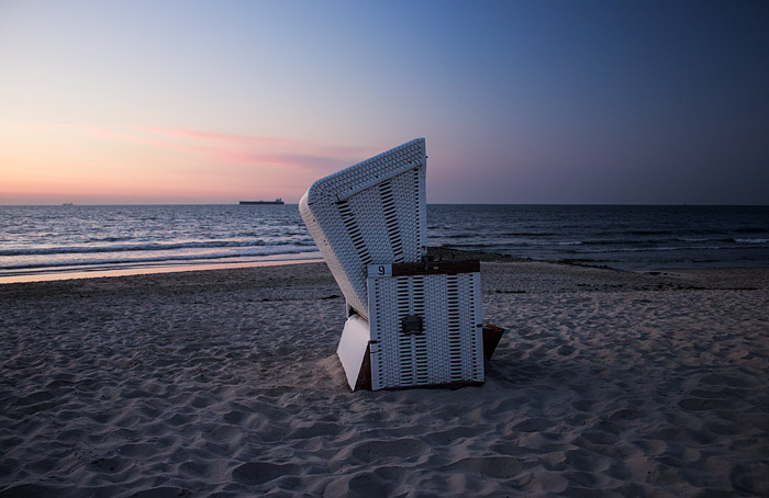 Einsamer Strandkorb