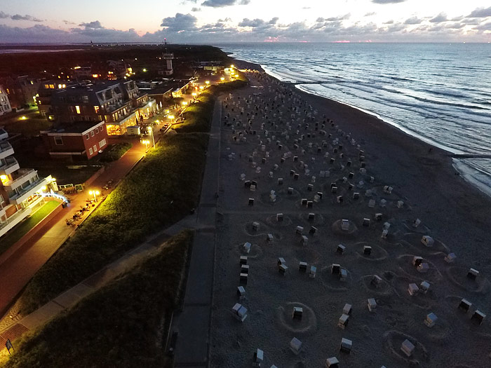 Luftbild vom abendlichen Westfeld