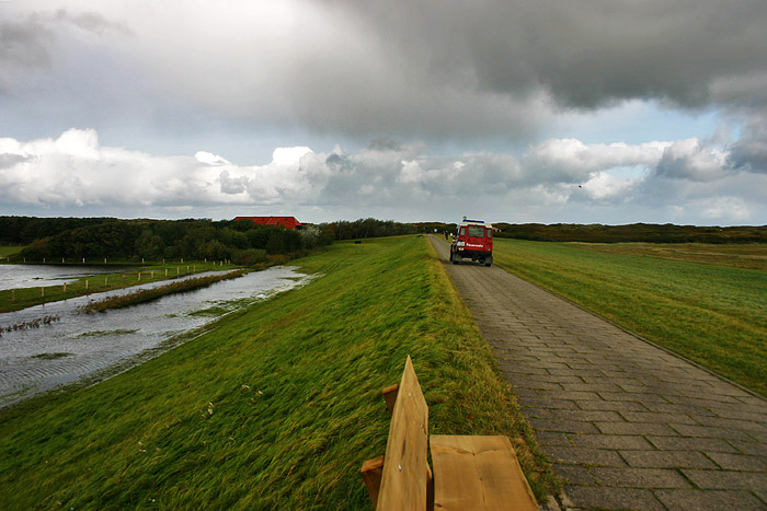 Feuerwehr auf dem Deich