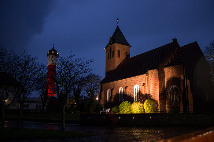 Nikolaikirche und Leuchtturm