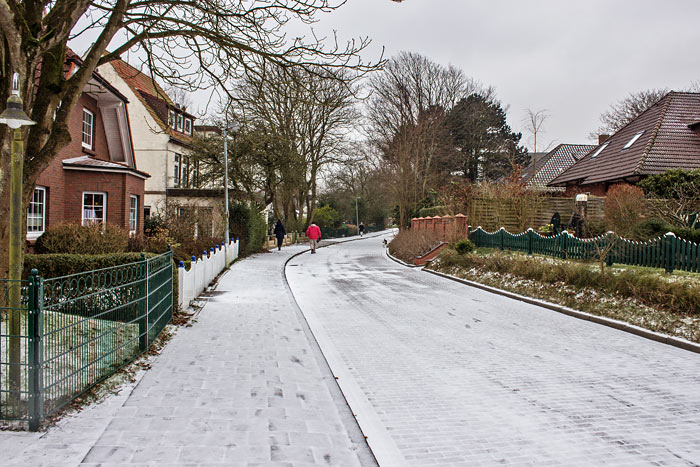 Schneebedeckte R&ouml;singstra&szlig;e