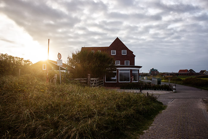 Westturm-Caf&eacute; im Gegenlicht