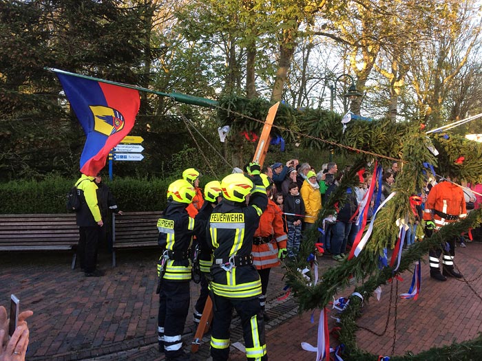 Maibaumaufstellen 2018
