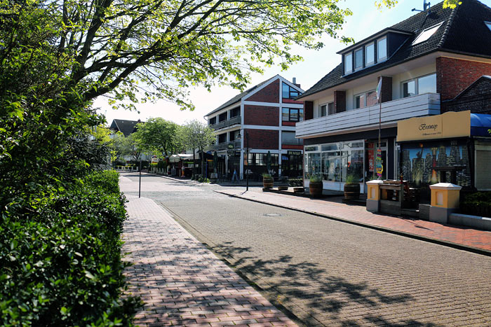 Zedeliusstra&szlig;e auf H&ouml;he des Rosengartens