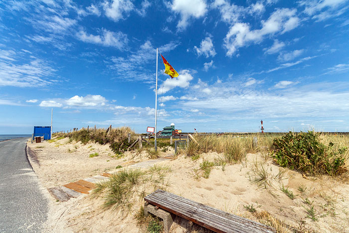 Spaziergang auf dem Deckwerk