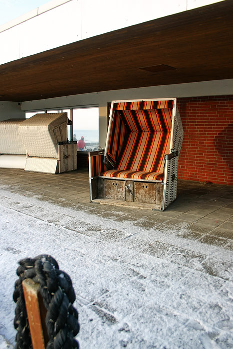 Liegeterrasse mit Strandk&ouml;rben