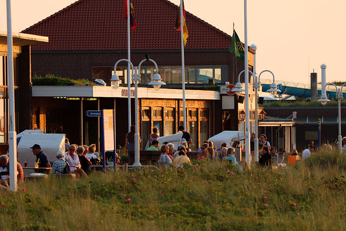 Abendliche Strandpromenade