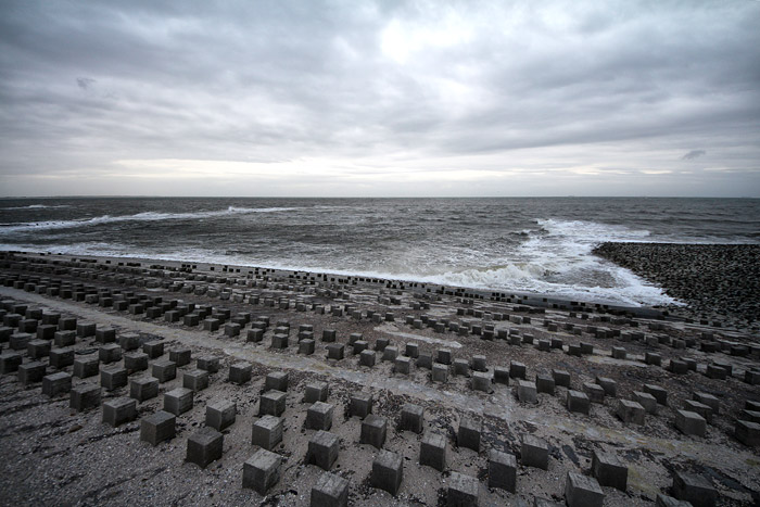 Brandung am Deckwerk