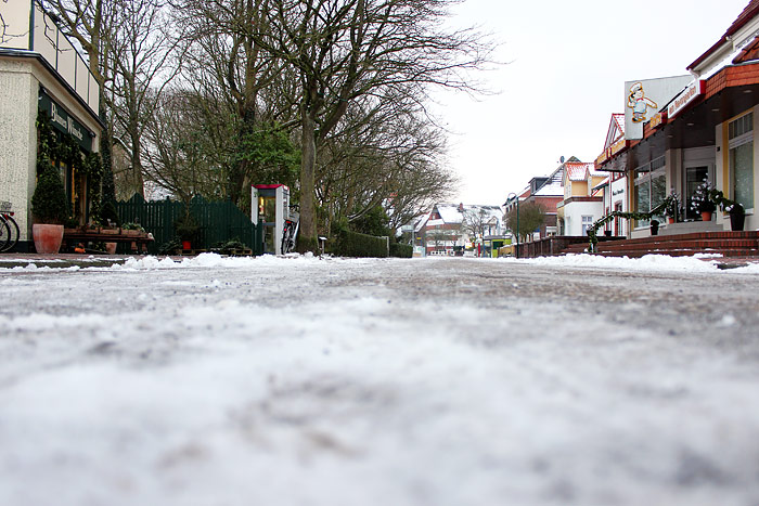 Schneedecke in der Zedeliusstra&szlig;e