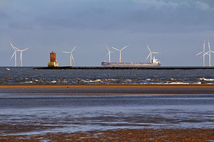 Minsener Oog Buhne A und Windpark Nordergr&uuml;nde