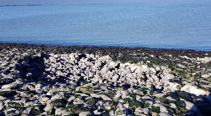 Schadstelle am Westdeckwerk