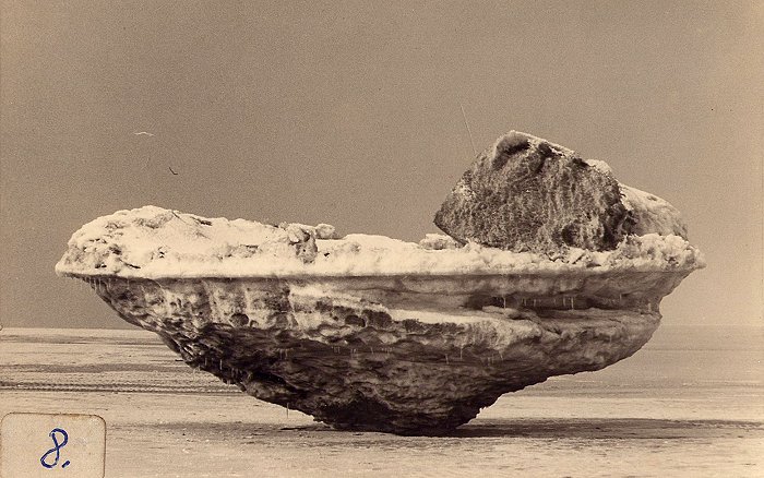 Eisschollen am Hauptstrand