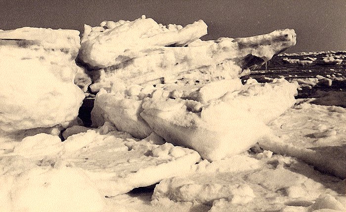 Eisschollen am Hauptstrand