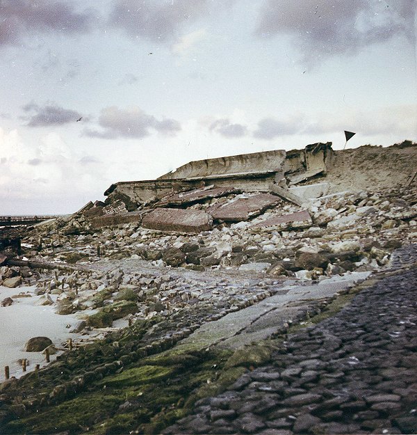 Sturmflut 1962. Zerstörte Strandmauer